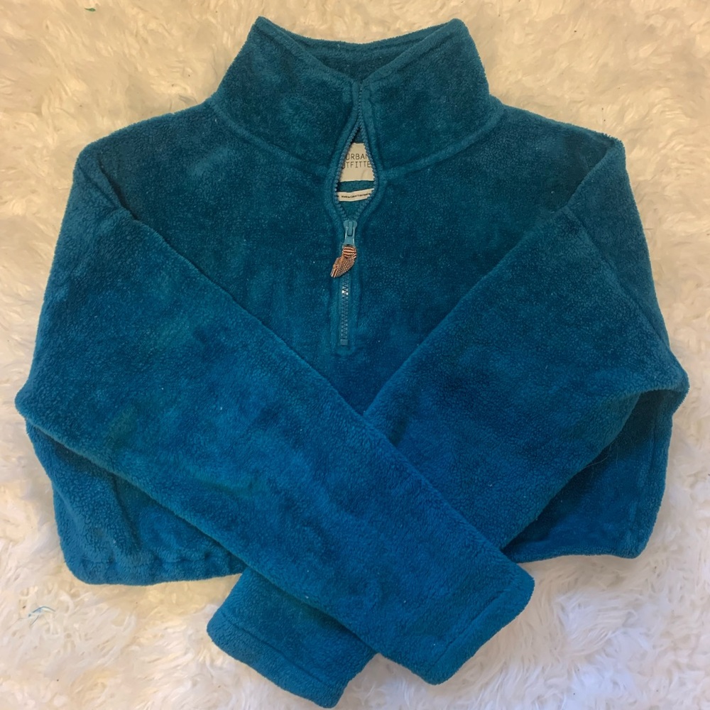 Adjustable cropped sweater